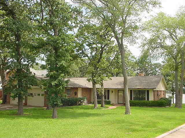 1st image of 937 Kiowa Dr W