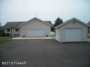1st image of 24988 Tri Lakes Dr