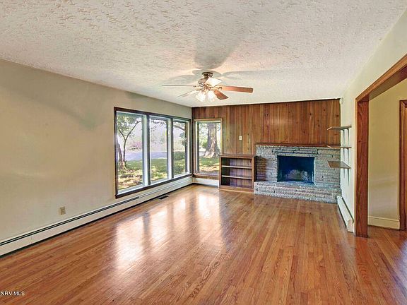 2nd image of 310 Turpin Walk