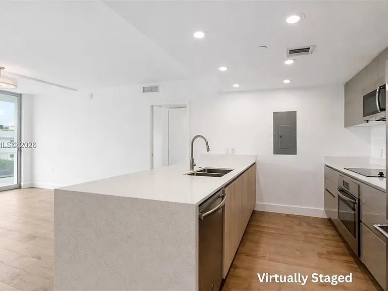 13800 Highland Dr #202 — Photo 1