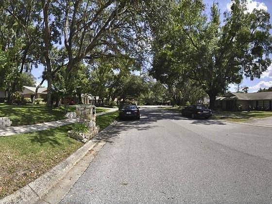 1st image of 107 Valley Ct