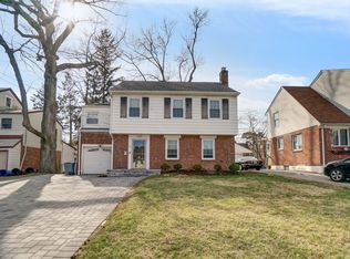36 Wolcott Rd, Dumont, NJ 07628