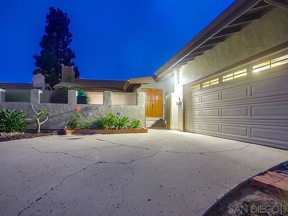 2nd image of 1340 Tourmaline St