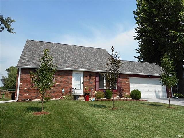 2nd image of 6001 Vollmer Ln
