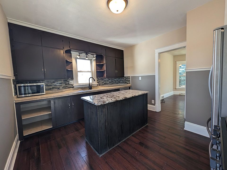 210 W Zimmerman St, Dakota, IL 61018 Zillow