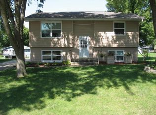 1808 Hyvue St, Adel, IA 50003
