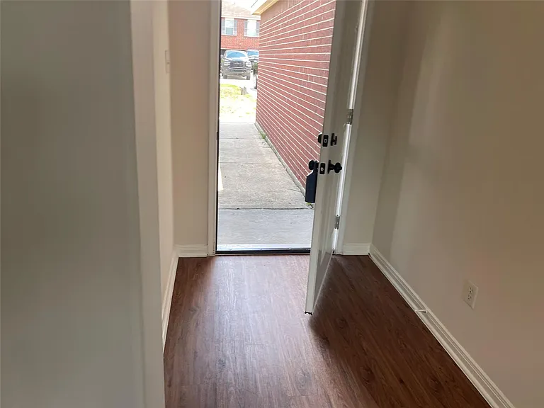 16216 Setting Sun Ct — Photo 17