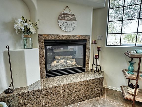 Living Room Gas Fireplace