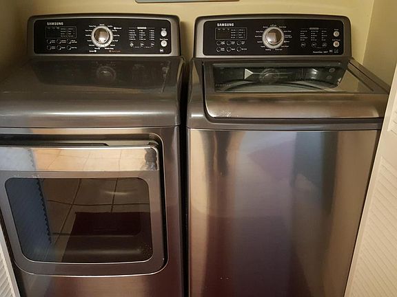 5th image of 102 Caribe Vista Way