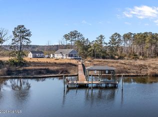 206 Dawson Creek Road, Arapahoe, NC 28510