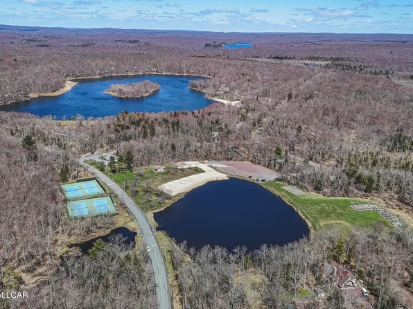 LOT 1707 Elk Run Rd, Pocono Lake, PA 18347