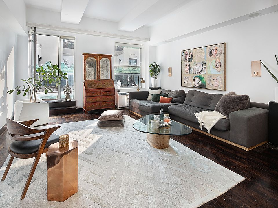 1st image of 15 Broad St APT 2328