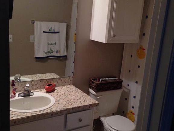2nd image of 810 W 23rd St N