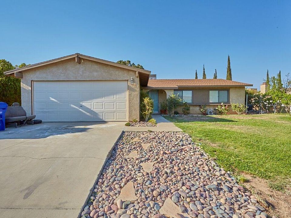 1st image of 16190 Wimbleton Dr