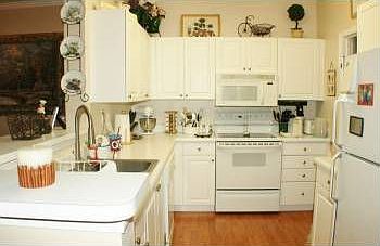 4th image of 412 Springs Heights Ln