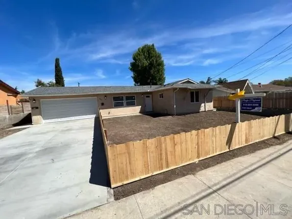 911-913 Rangeview St, Spring Valley, CA 91977