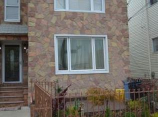 8735 132nd St, Richmond Hill, NY 11418