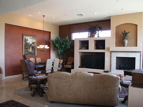 3rd image of 10528 N Skyline Dr