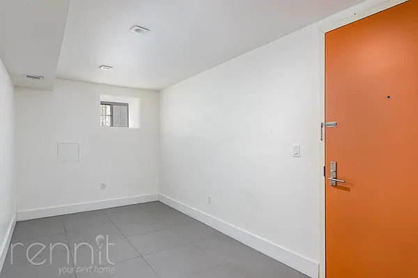 Rented by Rennit Inc. | media 19