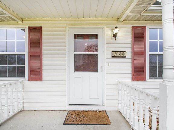 5th image of 57931 Brendon Ct