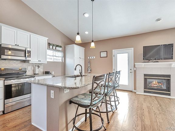 3rd image of 479 W Jamison Circle