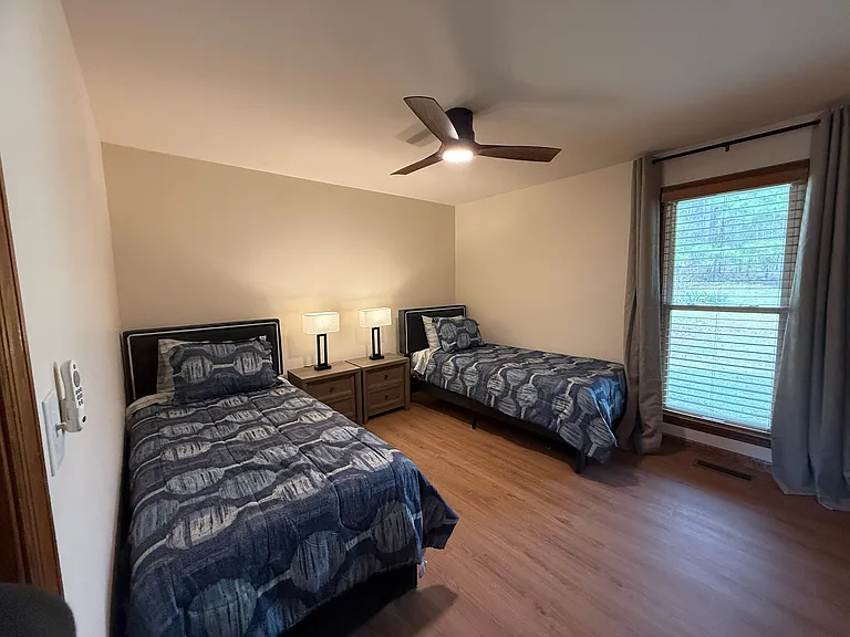 110 Dunlow Dr — Photo 7