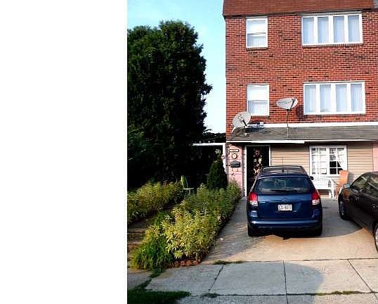 3rd image of 123 Nandina St
