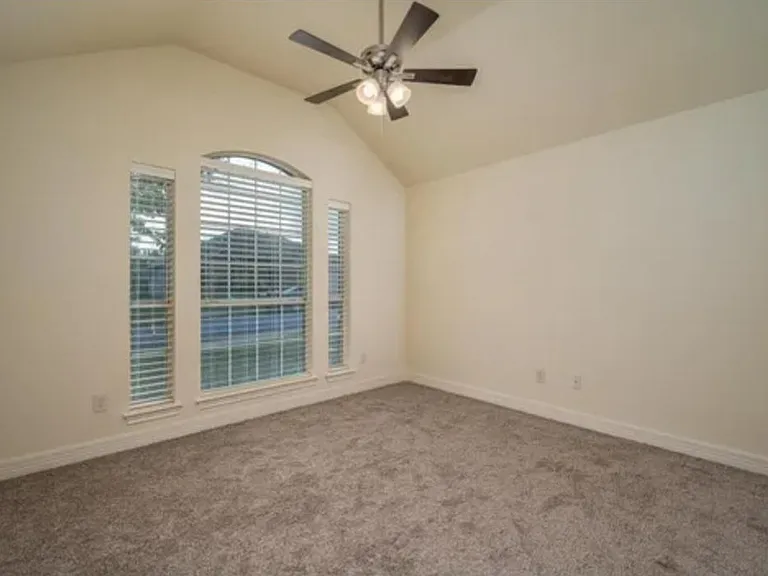 10726 Westhaven Cir — Photo 13