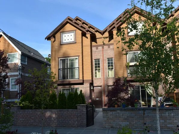 126C 25th Ave E, Seattle, WA 98112