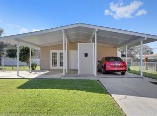 422 W Butterfly Cir, Gretna, LA 70056