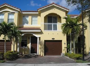 15049 SW 9th Way, Miami, FL 33194