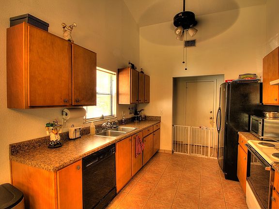 4th image of 21609 Teal Ct