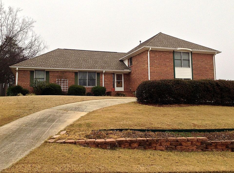110 Yorkshire Drive