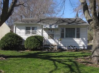 1611 Easton Ave, Waterloo, IA 50702