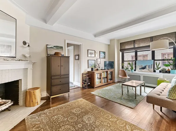 235 E 22nd St APT 4O, New York, NY 10010