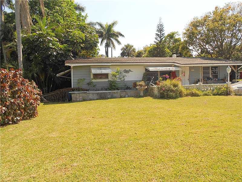 2nd image of 622 Dimick Rd