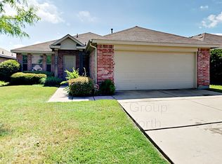 5808 Blue Ribbon Rd, Fort Worth, TX 76179