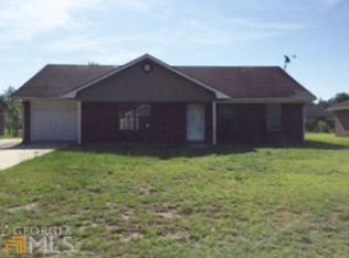 1235 Dharahn Dr, Hinesville, GA 31313