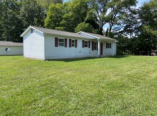 27 Cayden Ln, Russell Springs, KY 42642