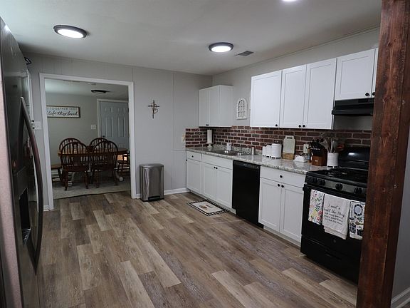 3rd image of 710 Dalewood Rd