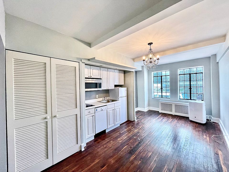 1st image of 45 Tudor City Pl APT 1903