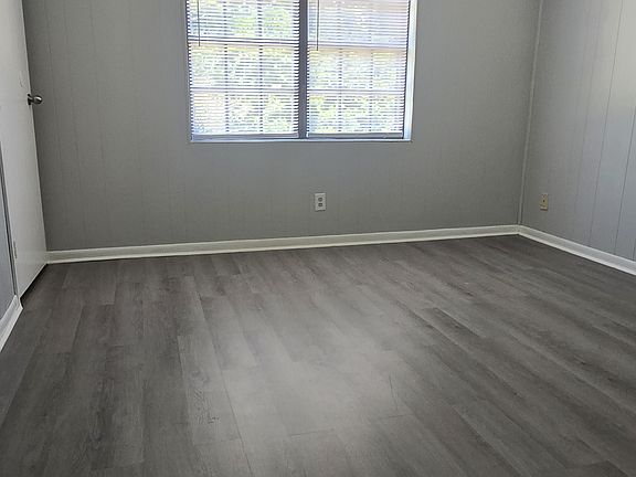 2nd image of 306 Park Ave W APT A5