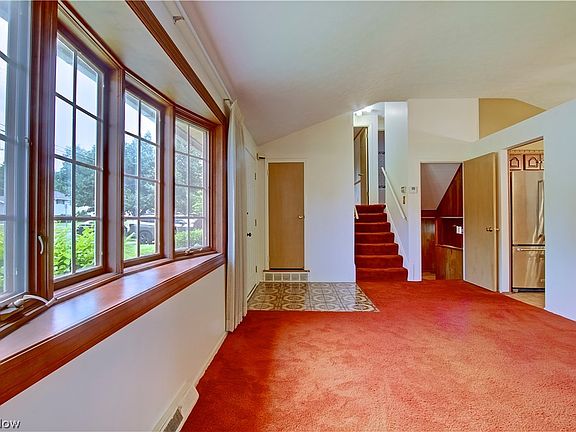 5th image of 13495 Donald Dr