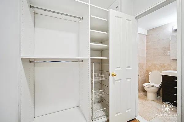 Sold by Compass | media 18