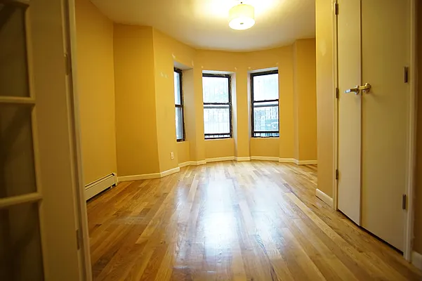 Rented by Lofts and Flats LLC | media 49