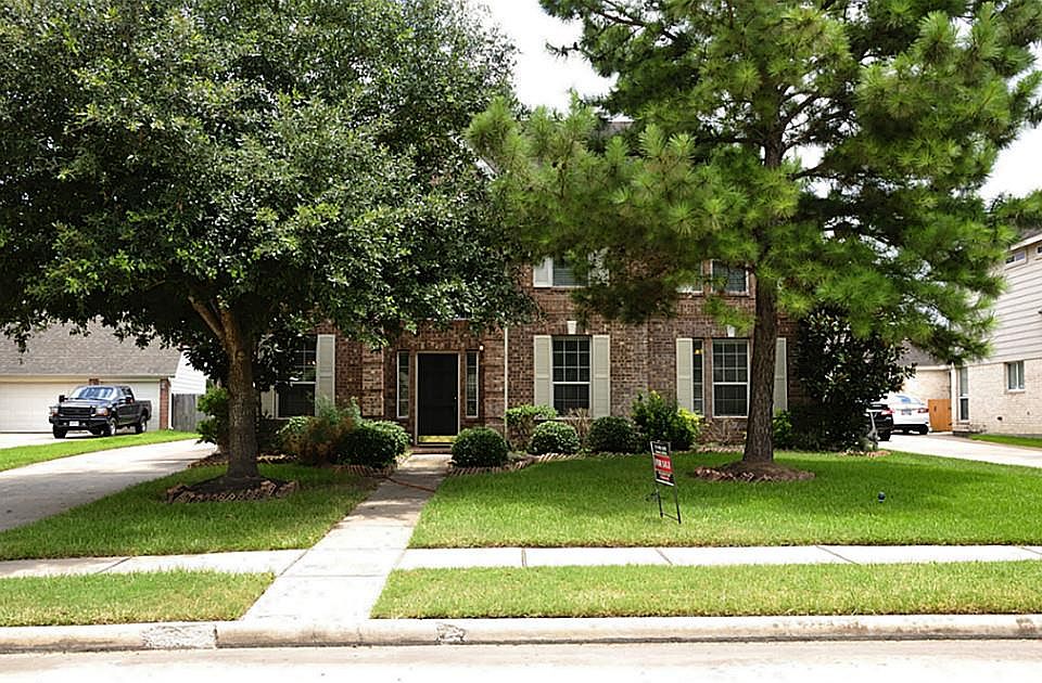1st image of 2735 Falcon Knoll Ln