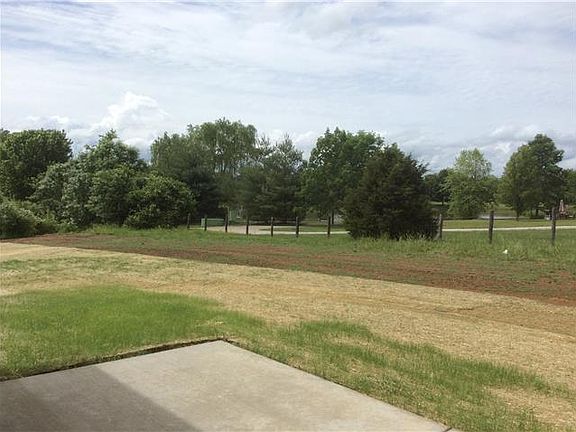 4th image of 1087 E Sagewood Dr #44