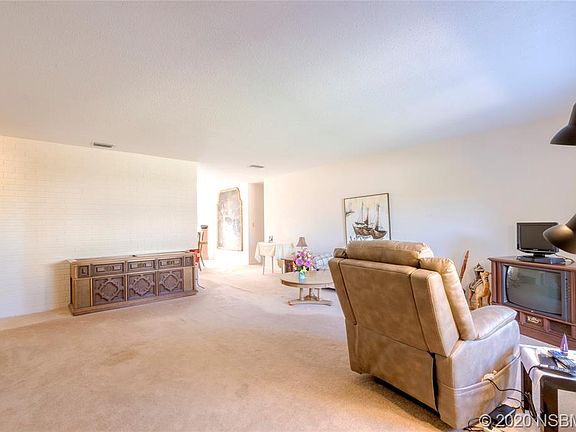 4th image of 4740 Dixie Dr
