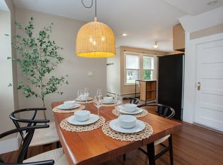 19 Fairview St, Simsbury, CT 06070