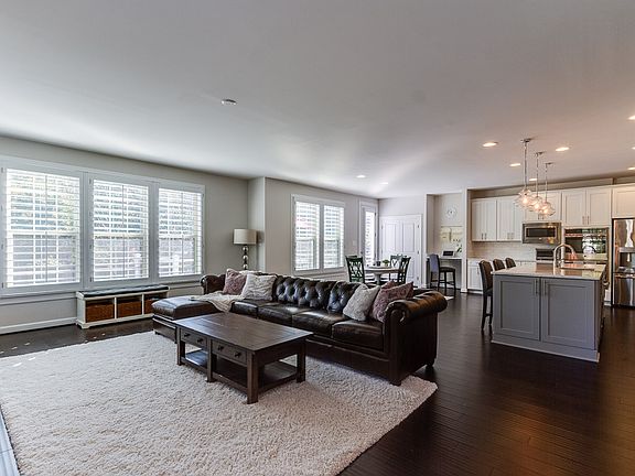 5th image of 9071 Bear Branch Pl